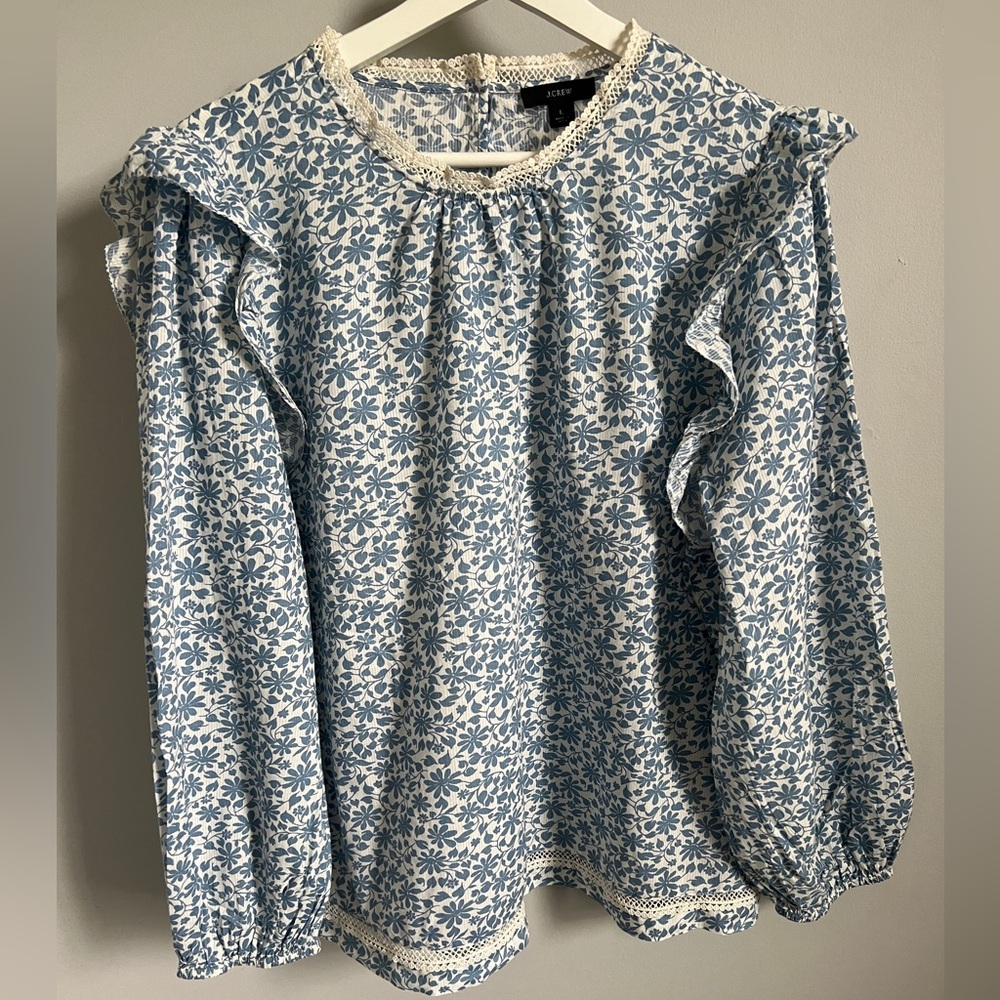 J. CREW trad wife blue and white floral top size large